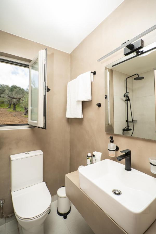 Oliveto Villa *